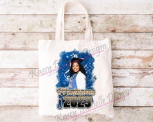 Load image into Gallery viewer, Custom Graduation Tote Bag, Personalized Class of 2024 Totes, Proud Mom, Proud Dad, Proud Sister, Proud Brother of Graduate