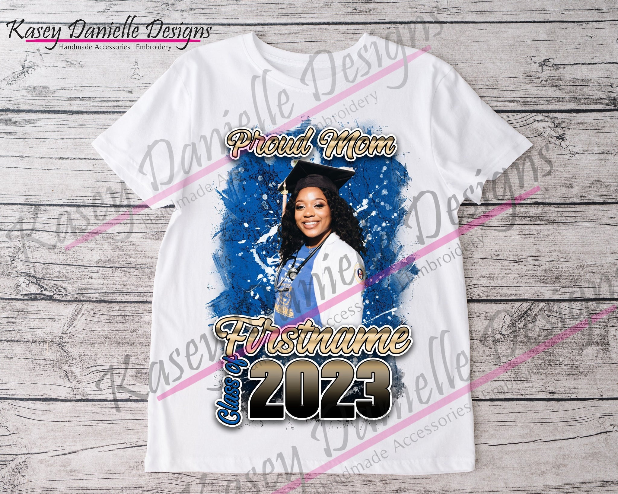 Custom Family Graduation T-shirt, Class of 2025 T-shirts, Proud Mom, Proud Dad, Proud Aunt, Personalized Graduation Shirt